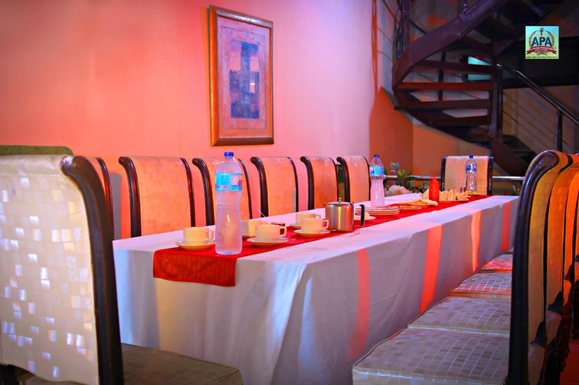 Quick Continental Hotel - Jail Road Lahore Extérieur photo