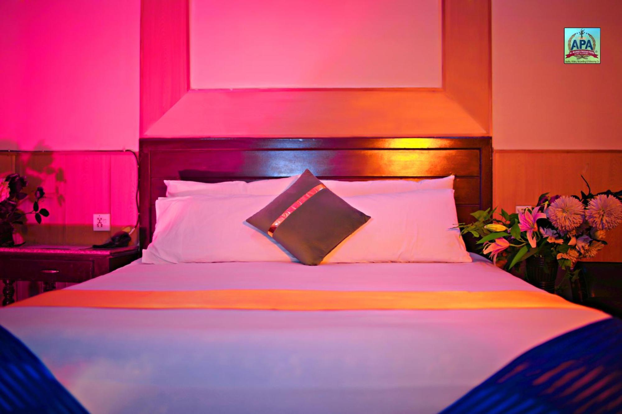 Quick Continental Hotel - Jail Road Lahore Extérieur photo