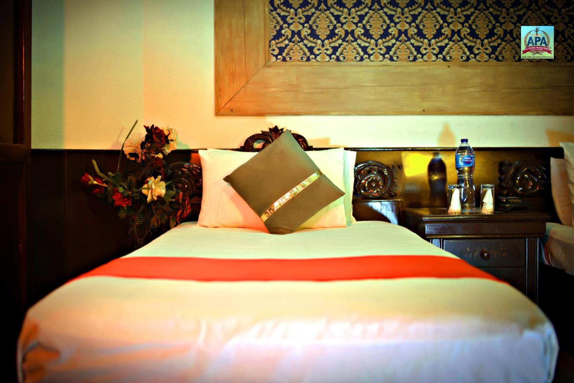 Quick Continental Hotel - Jail Road Lahore Extérieur photo