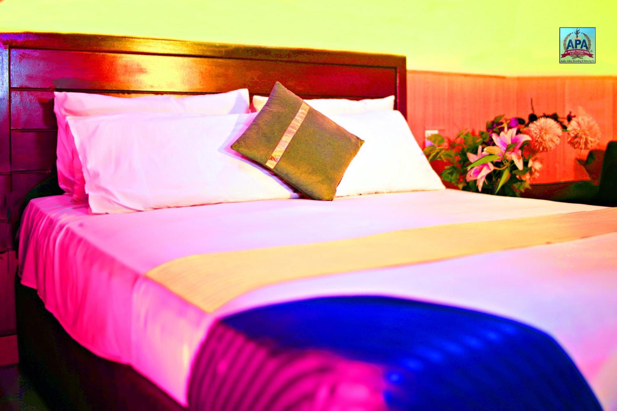 Quick Continental Hotel - Jail Road Lahore Extérieur photo
